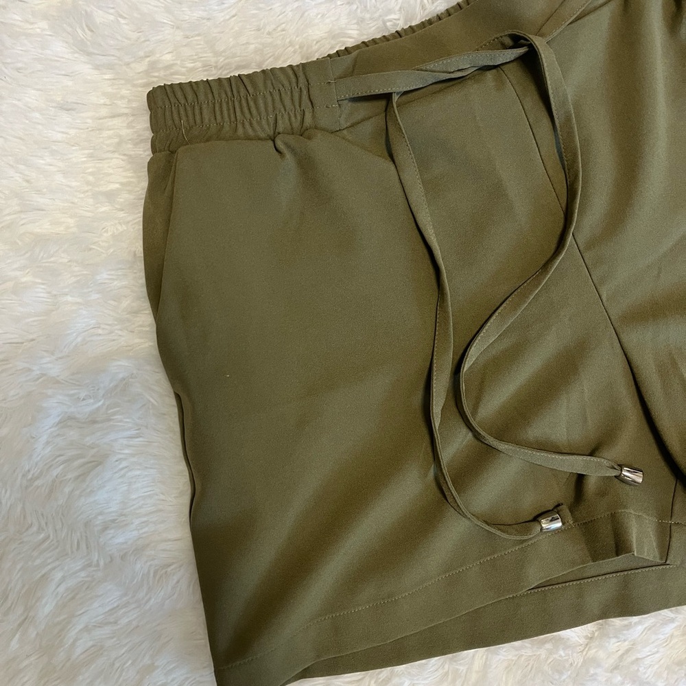 New York & Company Olive Green Shorts - Picture 2 of 6